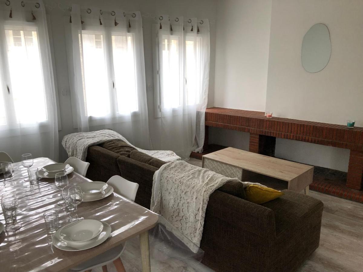 Appartement Cosy Et Lumineux Caussens Buitenkant foto